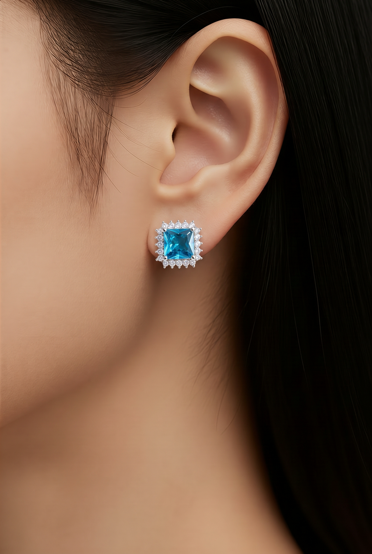 Azure Radiance Necklace &amp; Earrings Set
