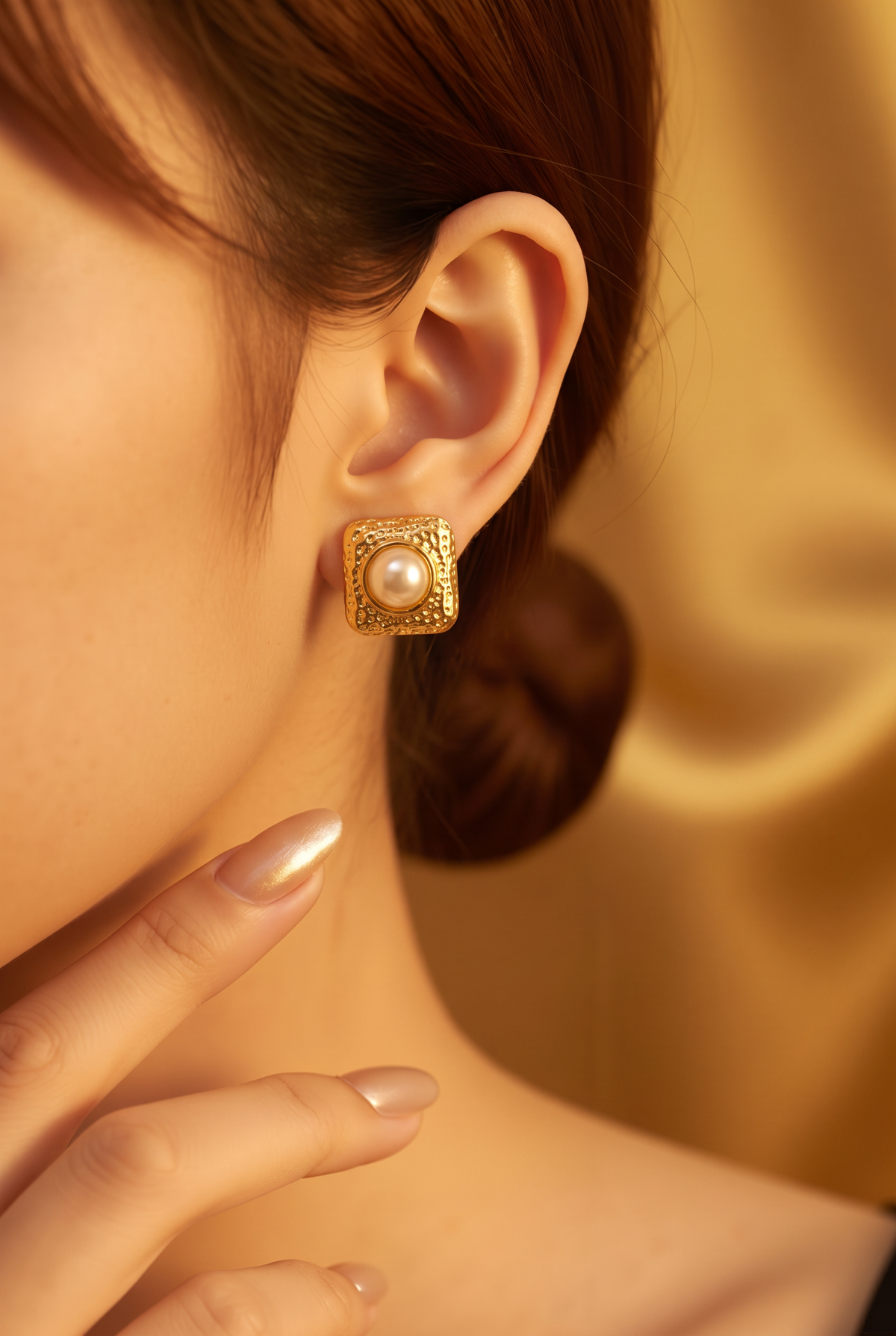 Aurelia Pearl Textured Stud Earrings