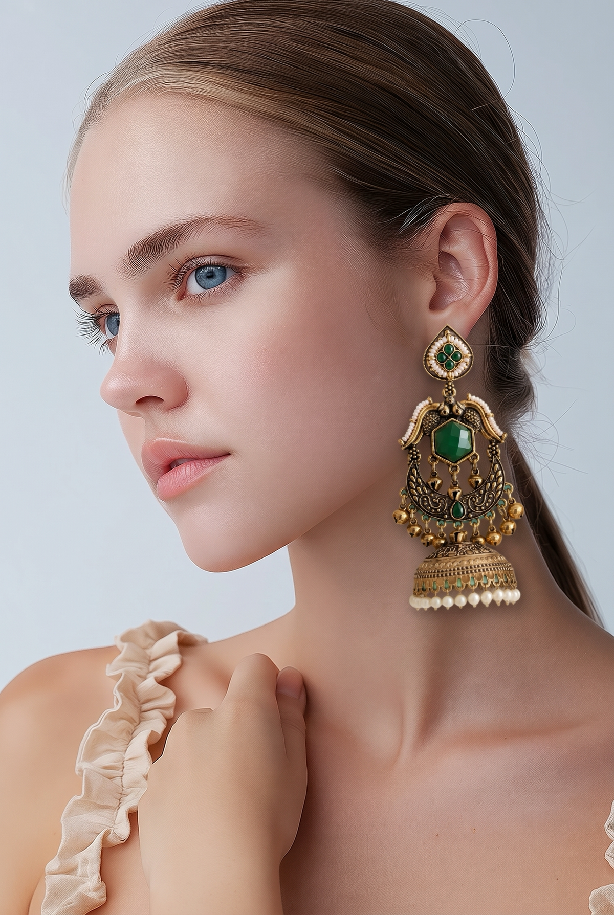 Noor Emerald Heritage Jhumka Earrings